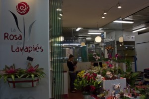 La Rosa de Lavapies Floristería en el Mercado de San Fernando