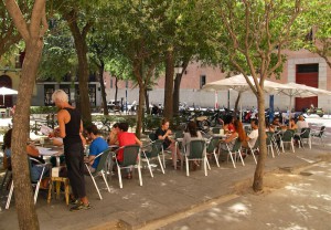 La Cajita de Nori bar