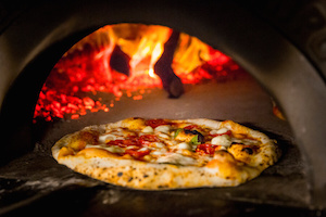 nap-pizza-regina-en-el-horno