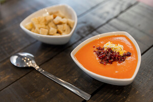 santa-teresa-salmorejo-santa-teresa-con-huevo-y-jamon-iberico