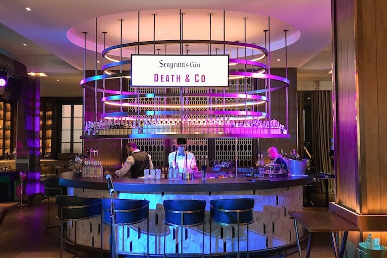 Seagram’s NY Hotel 2019 Bingo Brunch con Drag queen