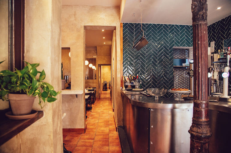 Greta, una taberna de diseño con comida castiza en Malasaña