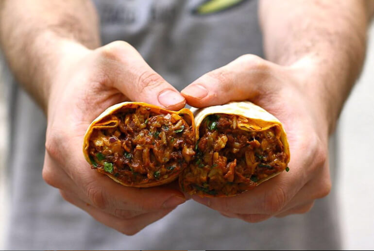 Mawey lleva tacos muy burros a tu pinche casa
