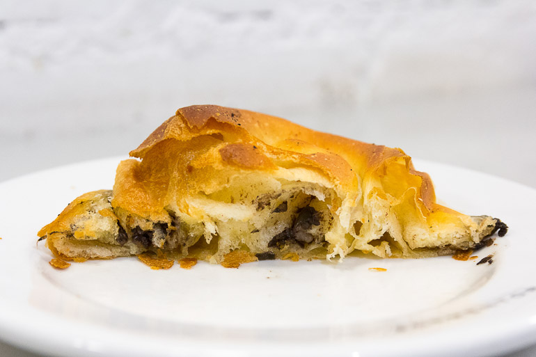 Ensalmadas, dulces ensaimadas con salados rellenos