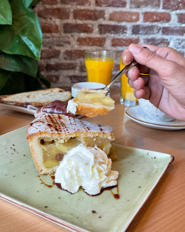 El Patio Vertical, los más completos desayunos en el Triángulo del Arte