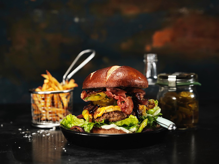 BURGER COMBAT