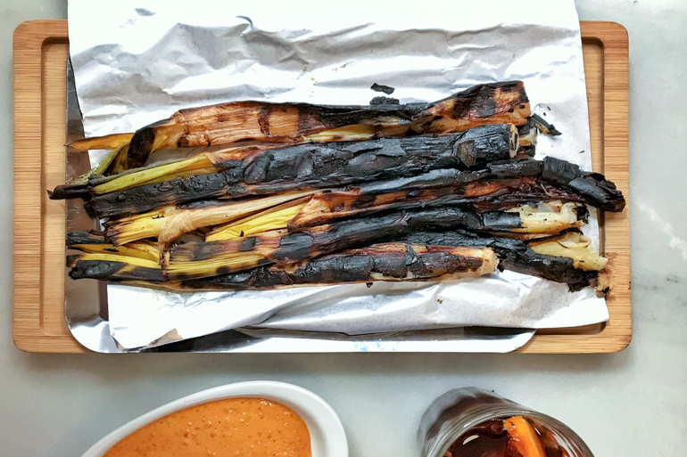 EL ECONOMATO de Echegaray calçots a la brasa
