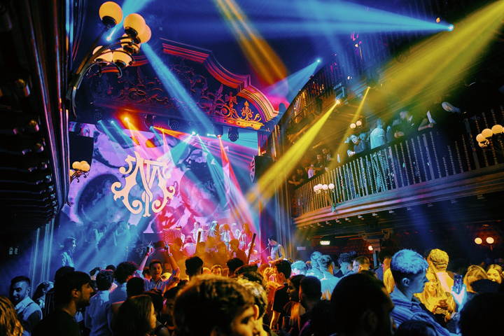 La noche madrileña no descansa: estos son los clubes y discotecas que están triunfando