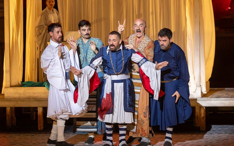 La divertida Comedia de los errores aterriza en el Teatro del Canal