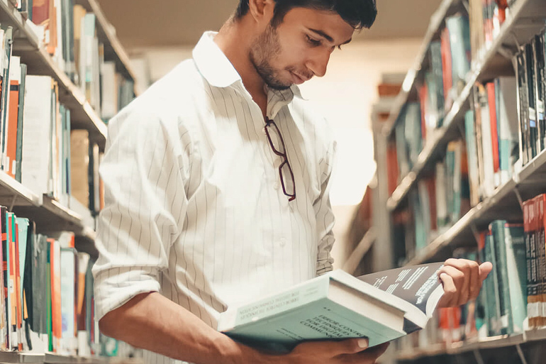 Grado en Derecho en Madrid con UNIE Universidad