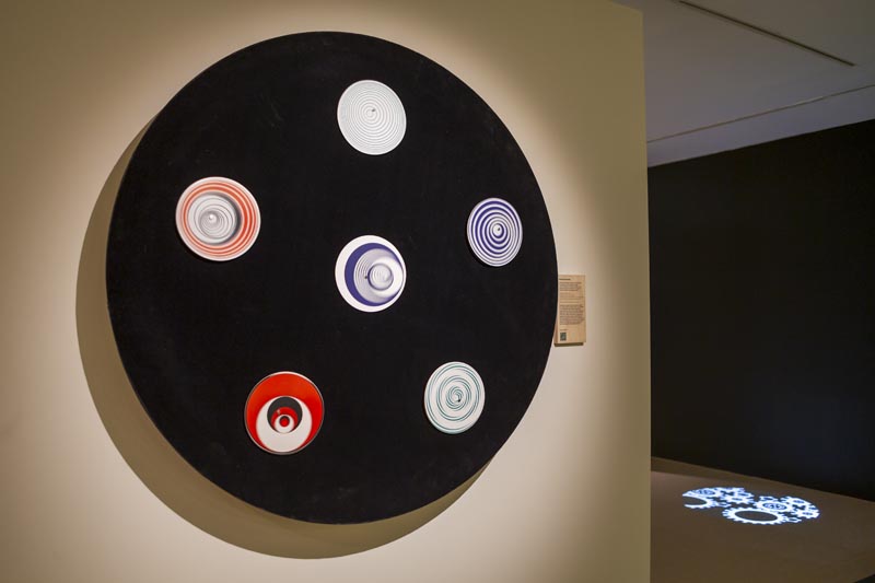 Viaje al surrealismo del siglo XX en esta expo de Fundación Canal