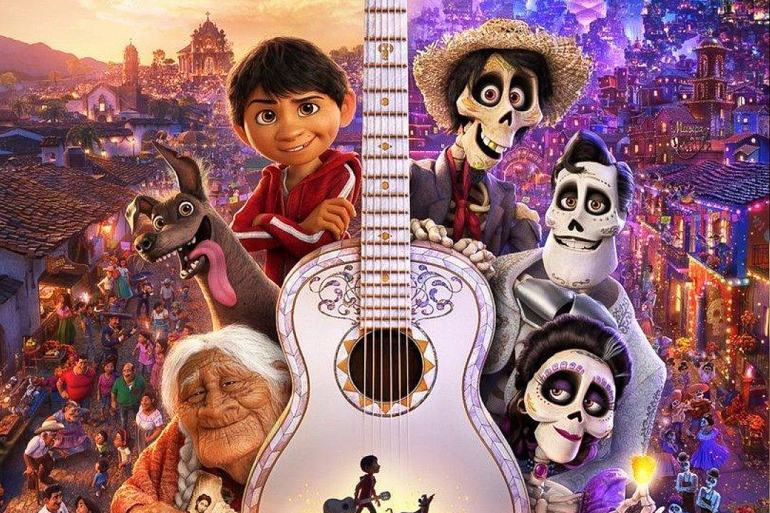 Un market que celebra el día de muertos