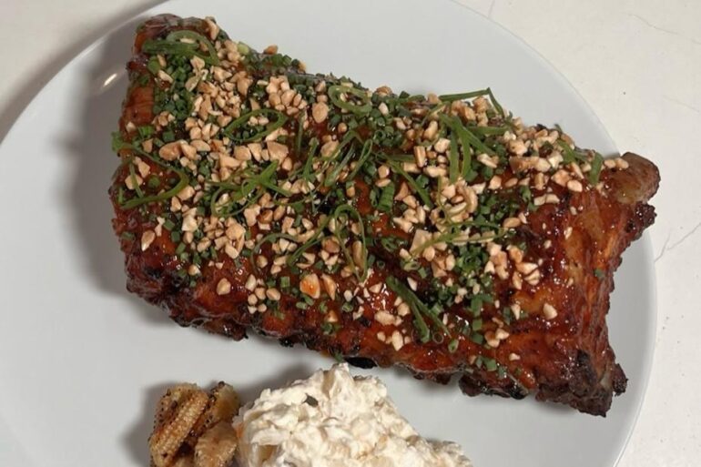 Descubre los platos de Mamma Uma Jomm, el nuevo restaurante coreano en Madrid
